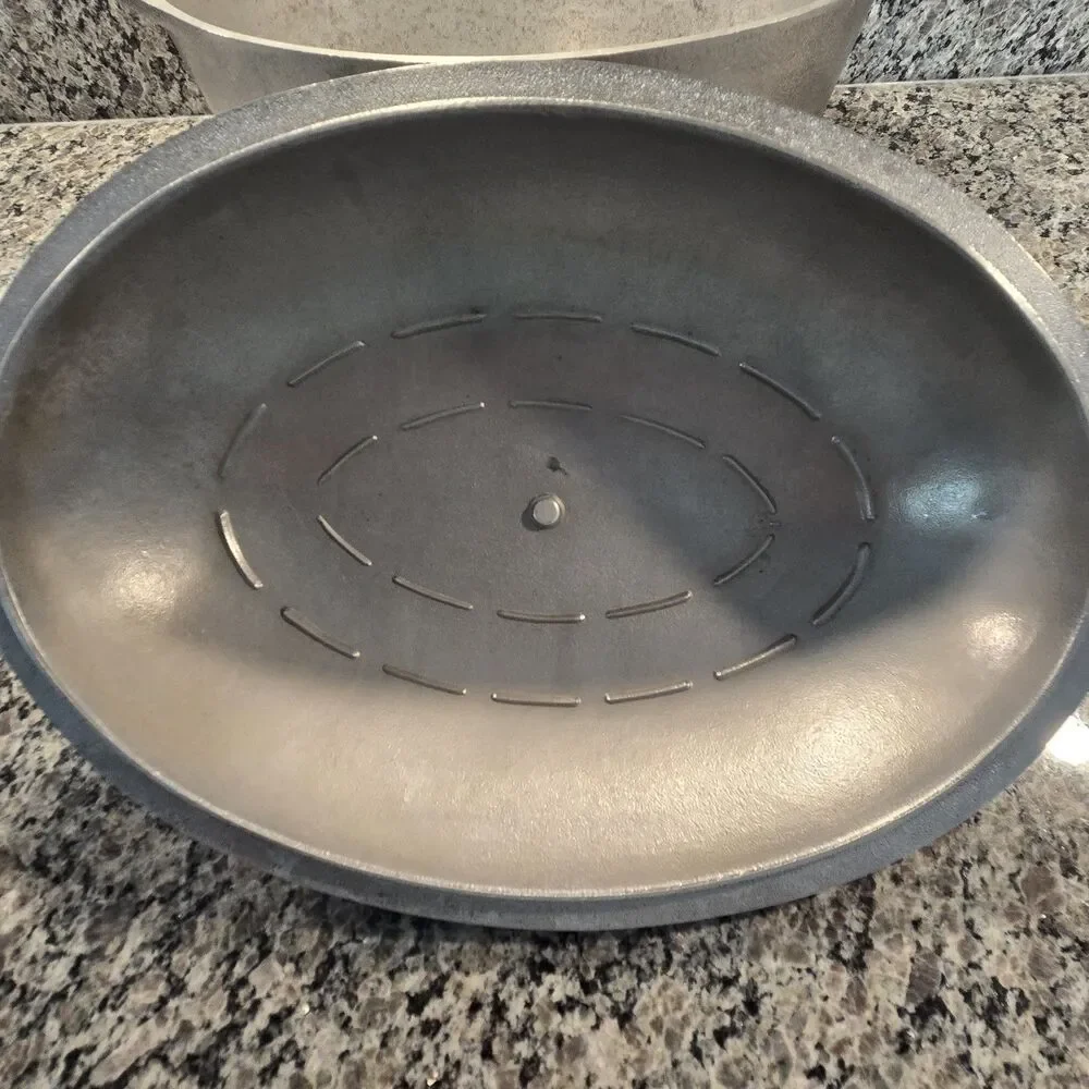 VTG Hammered Club Aluminum Hammercraft Cookware Oval Roaster Dutch Oven 16x10” - Picture 6 of 13